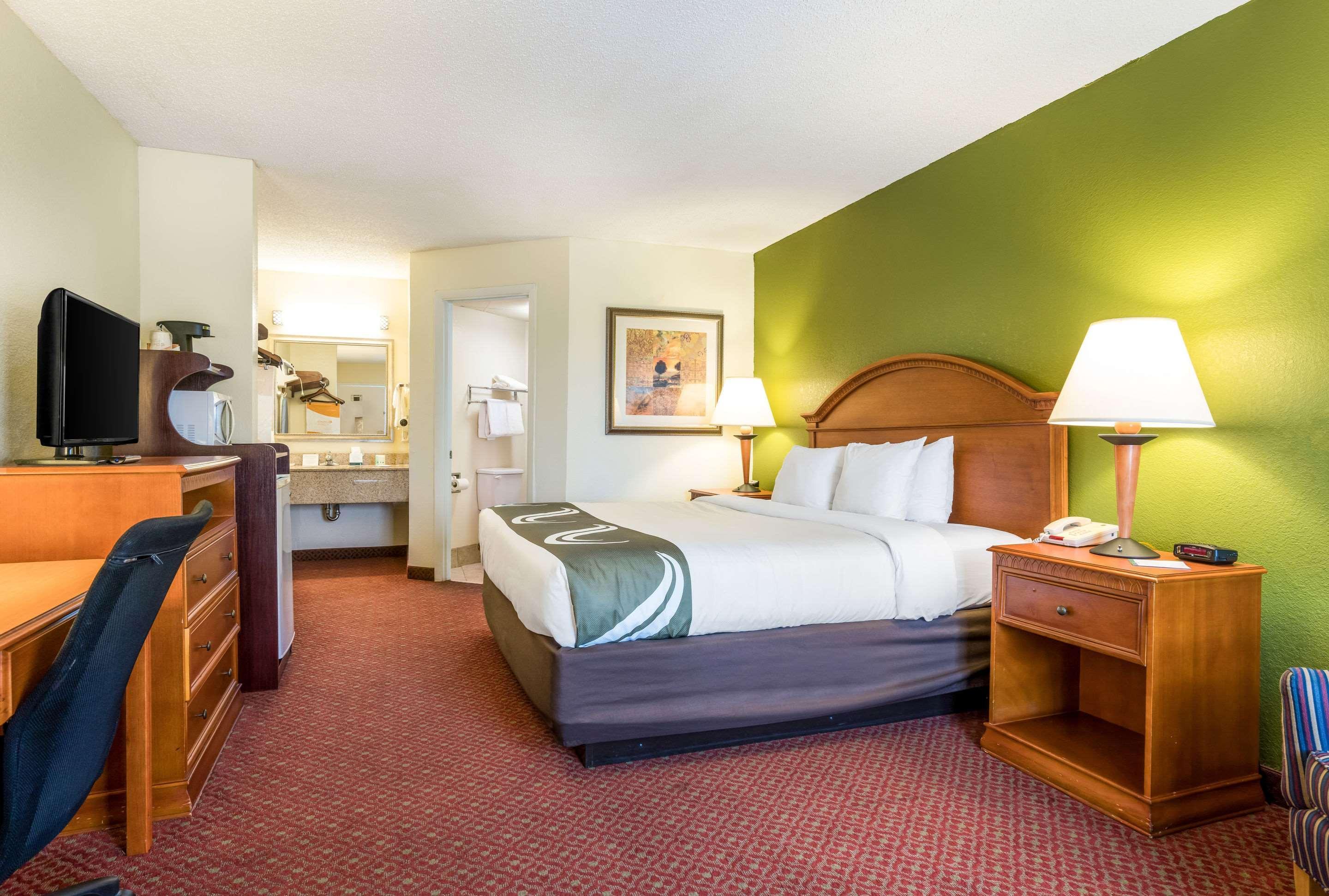 Quality Inn North Battleboro Экстерьер фото