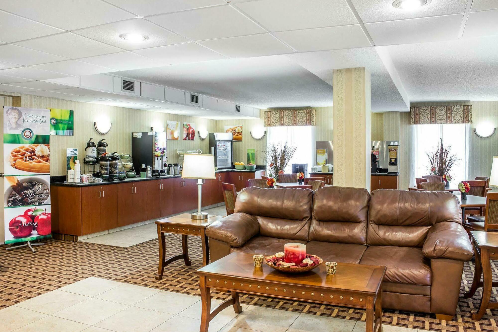 Quality Inn North Battleboro Экстерьер фото